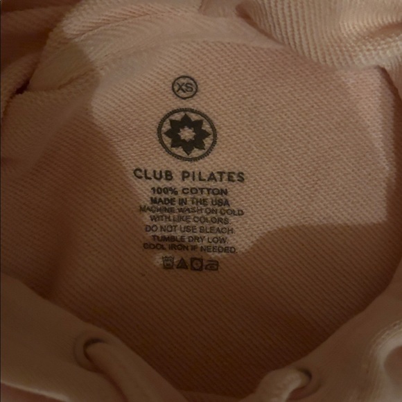 Club Pilates Logo pullover Sweatshirt XS NWT - Picture 4 of 8